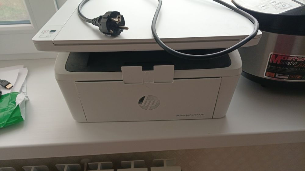 Продается принтер МФУ HP M28а