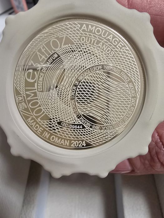 Amouage Outlands