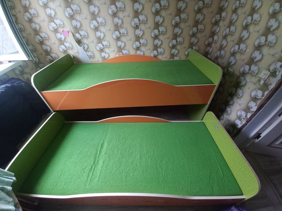 Продам 3 мебели состояния норма