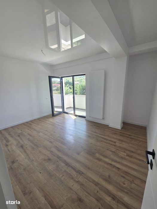 1 si 2 camere Visan, strada principala