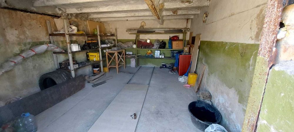 Продам приватизированный гараж