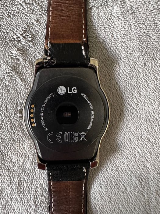 Смарт часы LG Watch Urbane W150