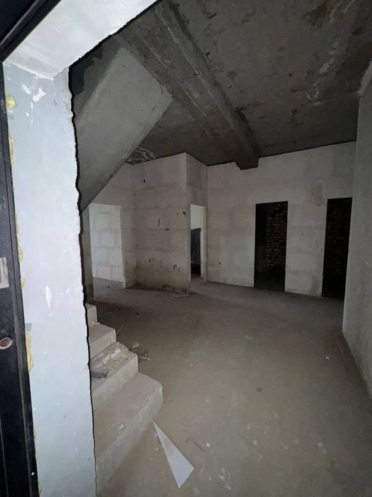 Продается дуплекс коробка 192кв Гагарине