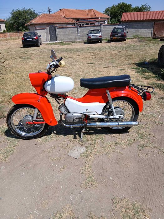 Продавам Simon Start