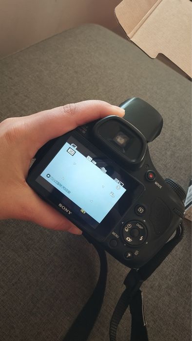 SONY фотоапарт - Carl Zeiss оптика