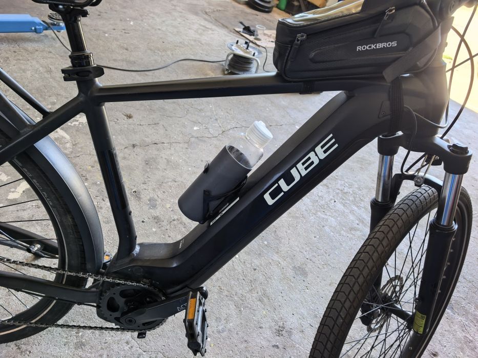 Електрически велосипед Cube Touring hybrid pro