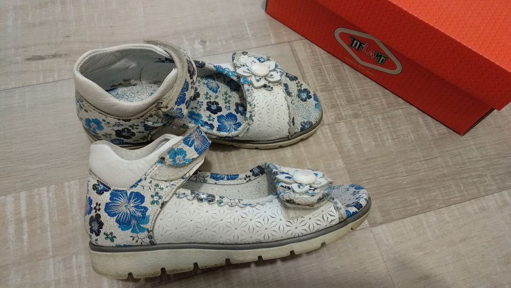 Сандали для девочек