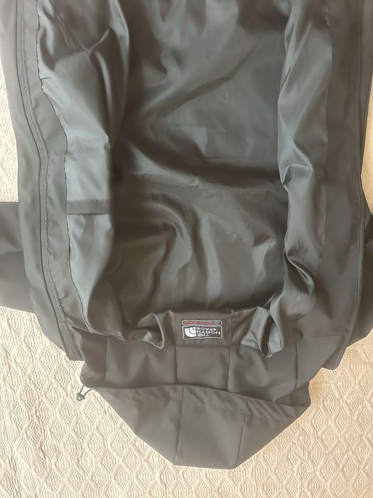 North Face ветровка