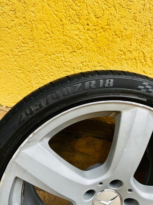 Дисики на мерседес.Шины 245/40R18