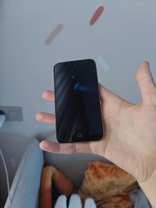 Айфон 4 - айпод тач 4