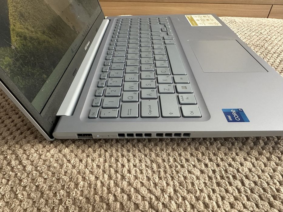 Ноутбук Asus Vivobook