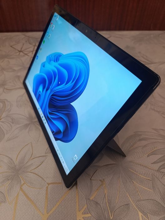 Microsoft Surface Pro 7+