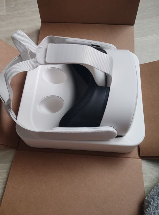 Продам Meta quest 3s.