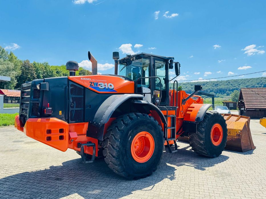 Incarcator frontal Hitachi ZW 310-6, an fabricatie 2019, 24 tone, cupa 4.5mc