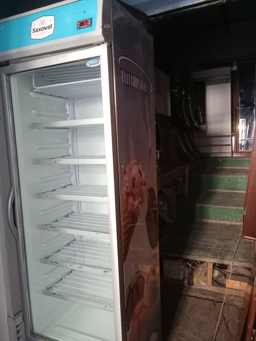 Витрины +5° дан -18° гача Морозильник холодильник сотилади