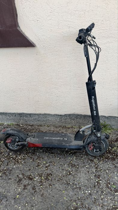 Срочно продам электросамокат kugoo