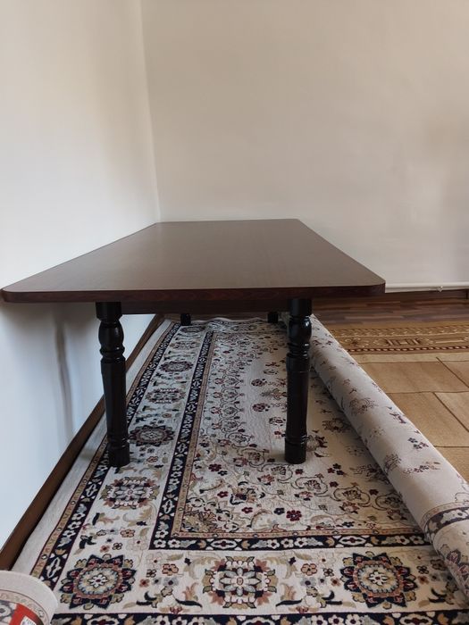 Продам стол 2 шт. Б/у