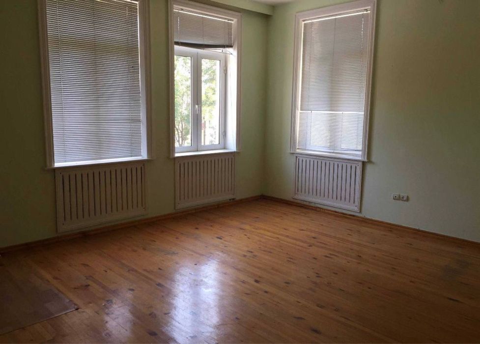 Шото Руставели 200 метров Готовый Нежилой Офис Дом