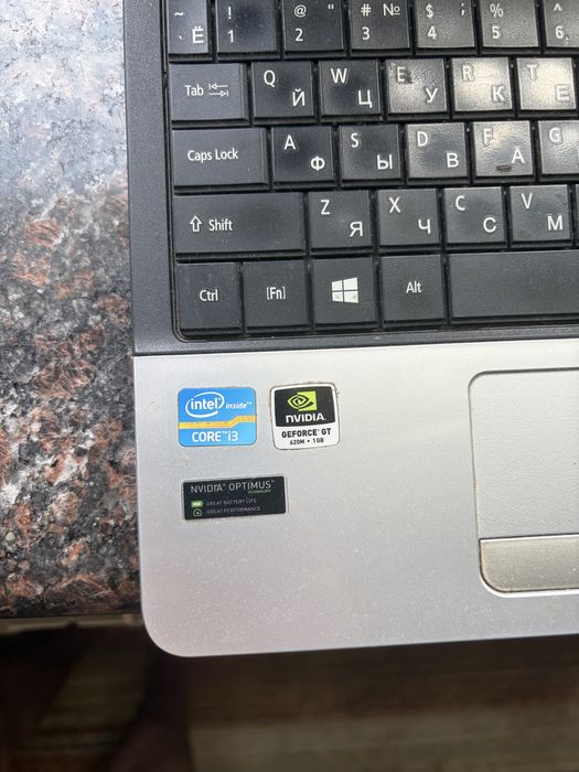 Acer Aspire E1-571G
