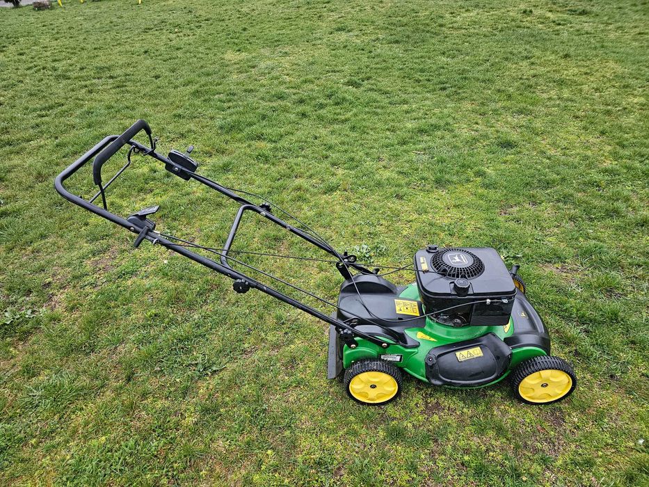 СамоХодна Косачка JOHN DEERE Като НОВА.