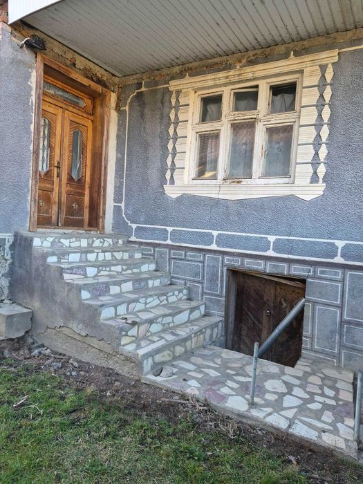 Case de vanzare la tara in jud. Bistrita N