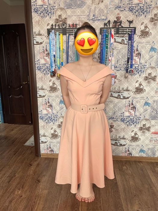 Продам вечернее платье в отличном состоянии