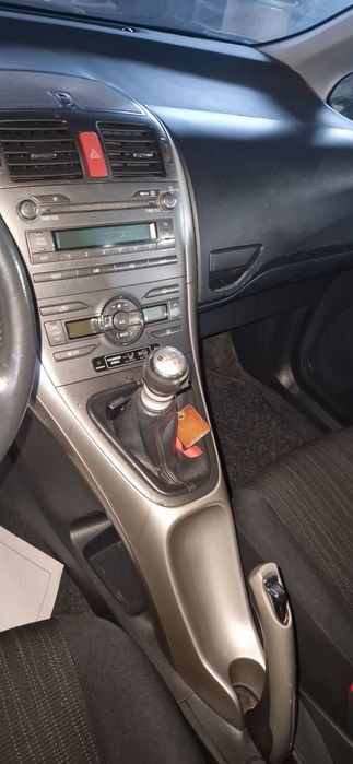 Тойота  Аурис   Toyota Auris  2009г. 2000куб.  126кс. D4D  ДИЗЕЛ  НА ЧАСТИ