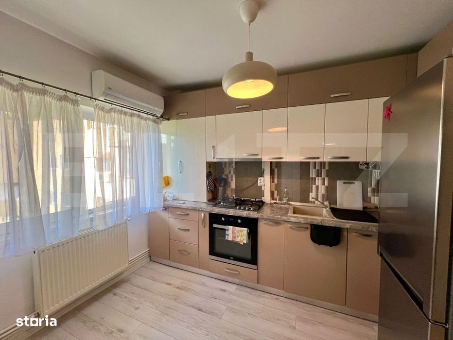Apartament cu 3 camere, 115 mp, centrala si AC, zona Ultracentral