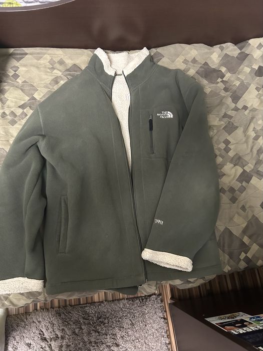 Продвам якета втора употреба перфекно състояние