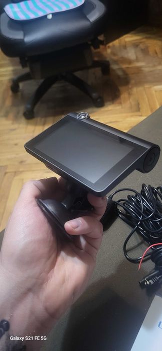 7 inch multimedia touchscreen, мултимедия и камера.