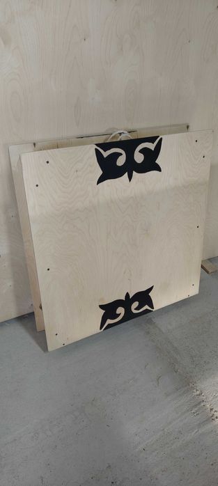 Жерстолдар жиналмалы чемодан, дөңгелек столдар