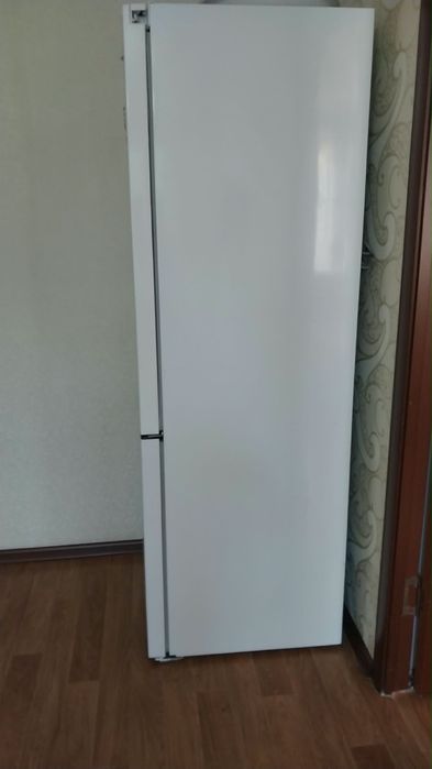 Продается холодильник
