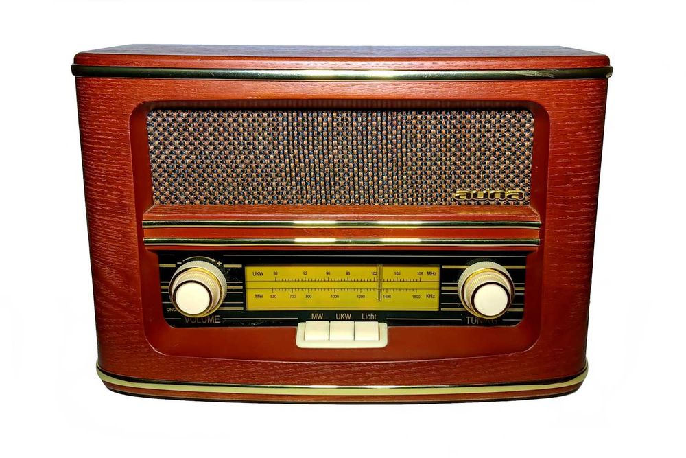 Radio retro ‎Auna Belle Epoque  1905 FM/AM   lemn   stare nouă