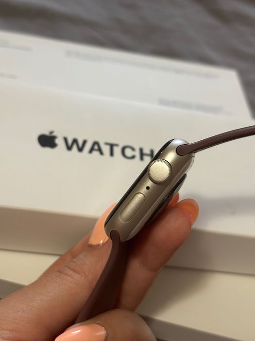 Часовник Apple watch SE2