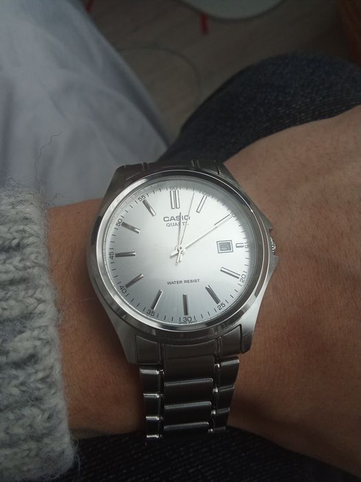 Часы Касио срочно