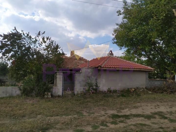 Къща в с.Момчилово, обл.Варна