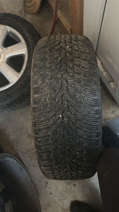 Roti iarna vw sharan cu nokian 16"