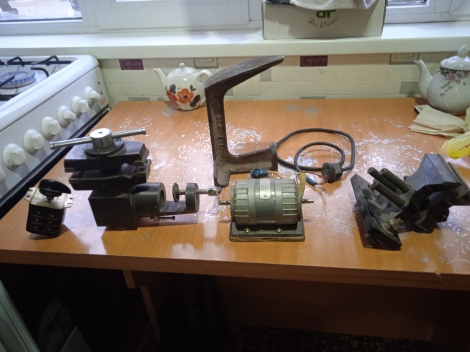 Продаётся тиски 2