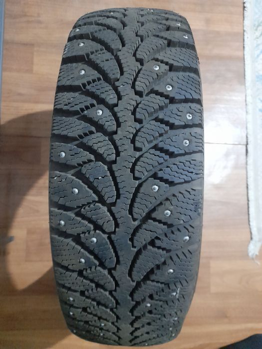 Шина новый r14..