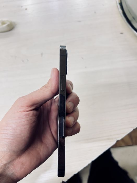 Iphone 12 pro  iphone 12 pro