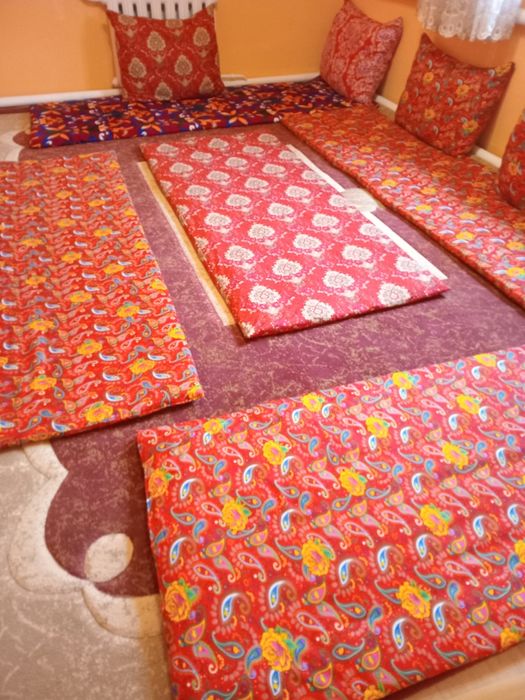 Продам корпешки подушками