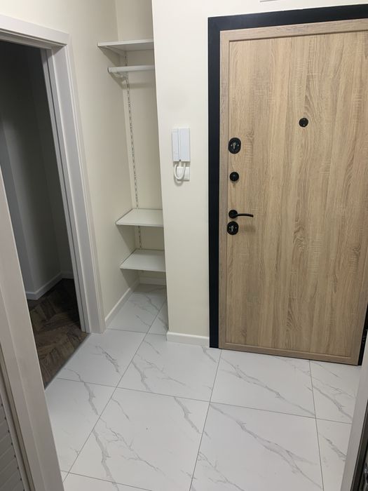 Дава се под наем Двустаен апартамент в Пловдив, Старият град - 55 кв.м за 548.25 € - Снимка #3