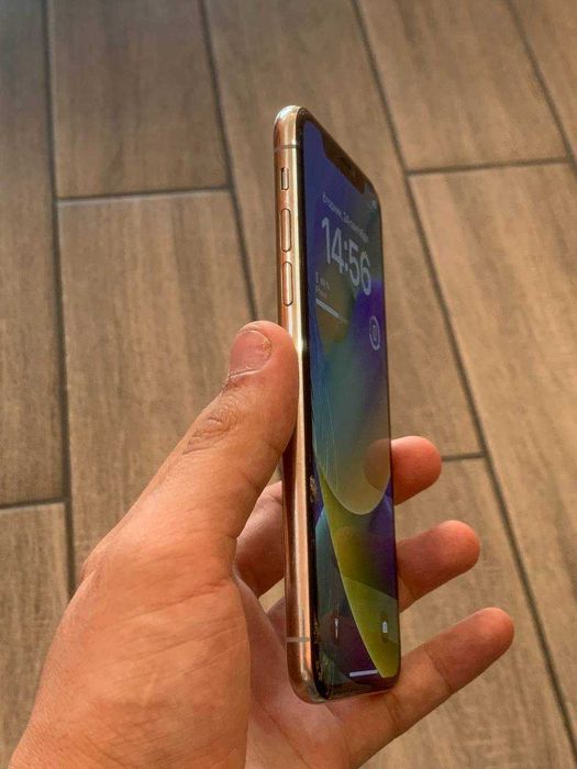 Продам iPhone X 64GB 74%