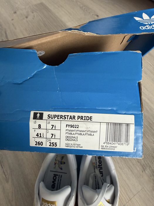 Adidași Adidas Superstar Pride