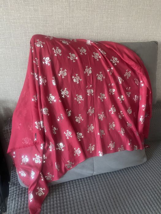 Платок палантин с черепами…