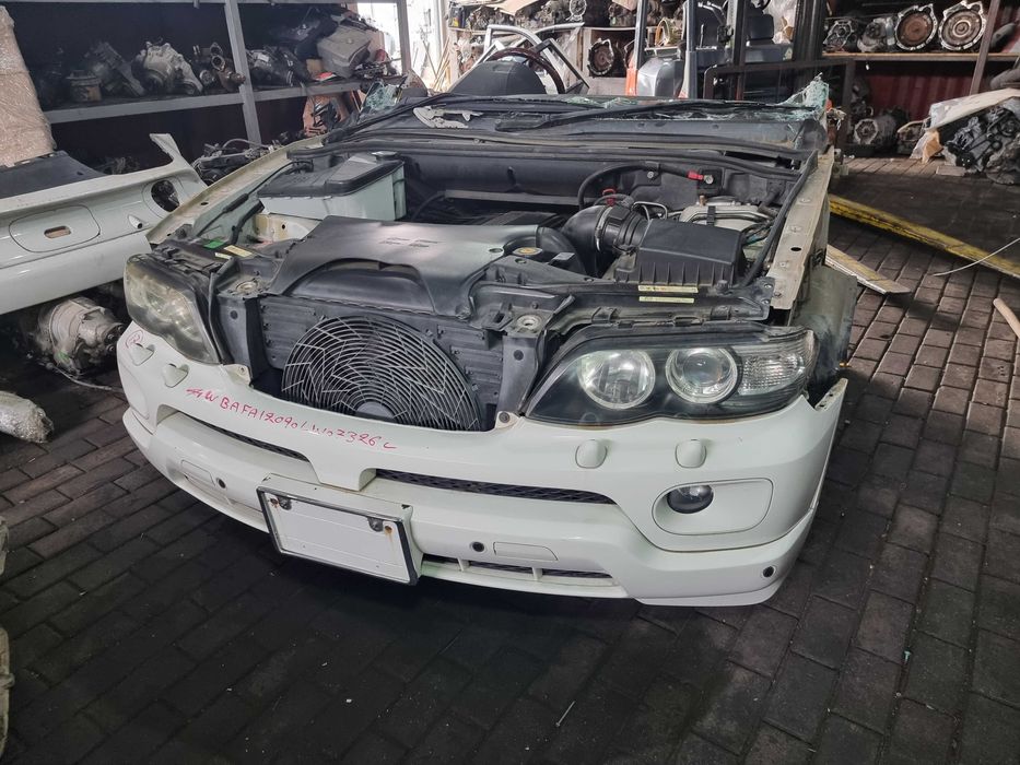 Бампер передний х5