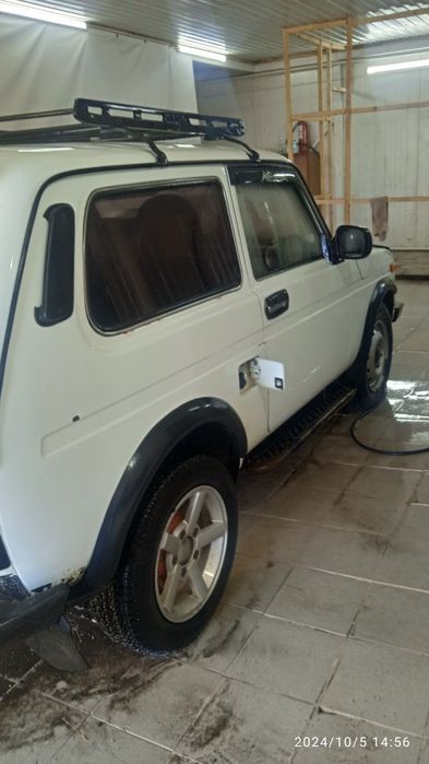 Продам ваз 21214