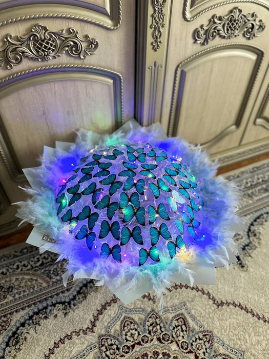 Букет бабочка из Воздушный шарики Шарлар Мандарин букет