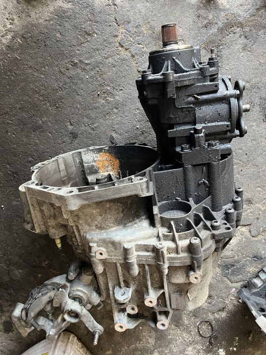 скоростна кутия и раздатка vw tiguan 2.0tdi