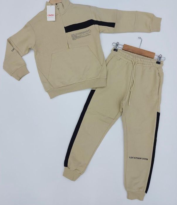 Продается детские вещи